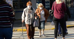 Declaran inconstitucional el permiso para circular para adultos mayores en la Ciudad