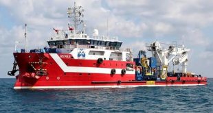 Está varado en un barco y denuncia que fue asaltado por piratas en Haití