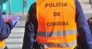 Rompieron el aislamiento con un partido que terminó a las trompadas con la Policía