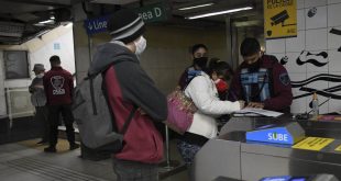 Buscan que los trabajadores de la salud viajen gratis en el transporte público