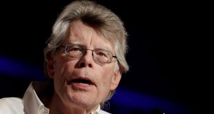 Stephen King contra Twitter: “Es el patio trasero en el que los vecinos chusmean”