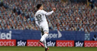 El Leeds de Marcelo Bielsa goleó y está nuevamente en lo más alto de la tabla