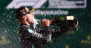 Valtteri Bottas se quedó con el GP de Austria en el regreso de la Fórmula 1 y Hamilton finalizó fuera del podio