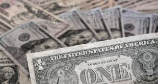 Calificadora de riesgo desestima posibilidad de un corralito bancario