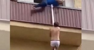Se tiró de un segundo piso cuando llegó el marido de su amante: terminó mal