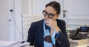 Dólar: el Gobierno afirma que “nada sugiere que el tipo de cambio oficial tenga que ir a 5”