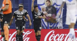 Gimnasia le ganó a Vélez y le dedicó el triunfo a Maradona