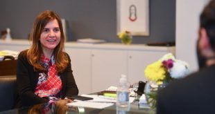 Fernanda Raverta: «Es un aumento que supera la fórmula anterior para que ningún jubilado pierda ningún trimestre»