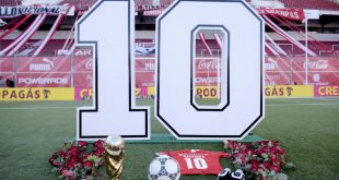 Emocionante homenaje de Independiente a Diego Maradona