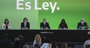 Alberto Fernández promulgó la Ley del Aborto: «Estamos haciendo una sociedad más justa»