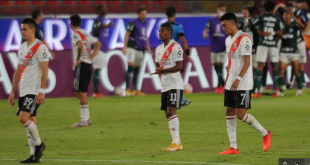 River fue goleado por Palmeiras y su futuro en la Copa Libertadores depende de un milagro