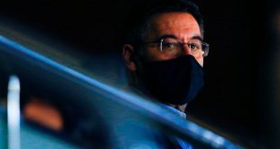 Barcelona: detuvieron al ex presidente Bartomeu tras allanamientos en el club
