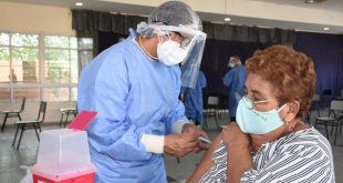 El Ministerio de Salud descarta dar una sola dosis de la vacuna Sputnik V a quienes tuvieron coronavirus
