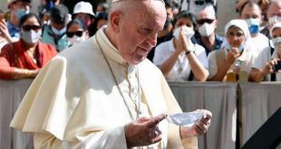 Por el coronavirus, el papa Francisco no participó del lavado de pies